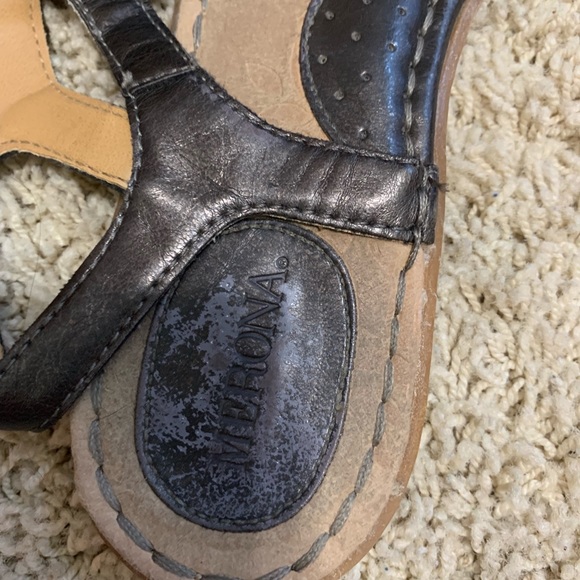 Women’s size 8.5 sandals - Picture 3 of 4